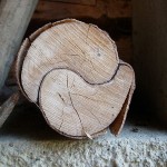 Phot of wood in a yin yang shape