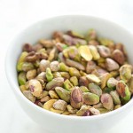 Photo of pistacihos in a bowl